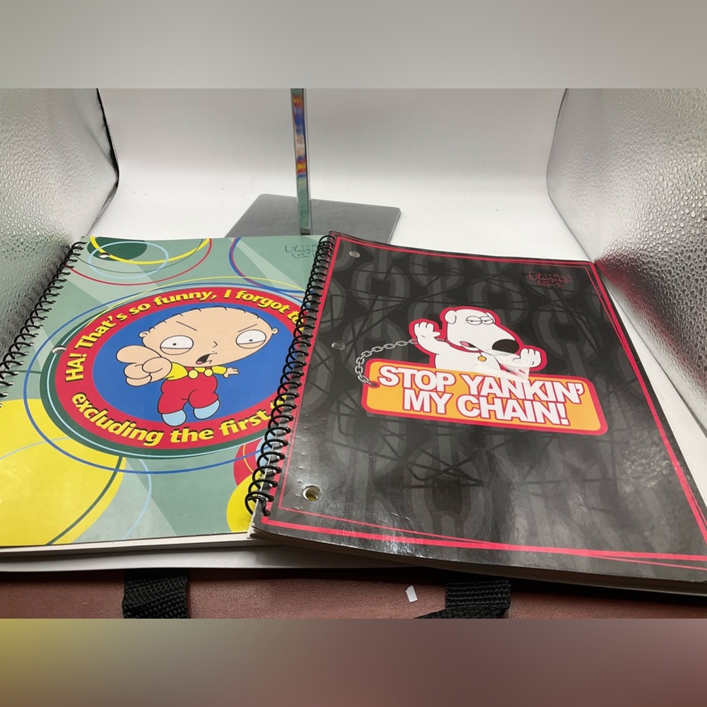 Family Guy Notebook Set - Picture 3 of 6
